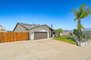 12514 Ridgeton Dr, Lakeside, CA 92040 - Photo 1