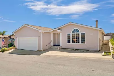 634 Via Columbia, Vista, CA 92081 - Photo 1