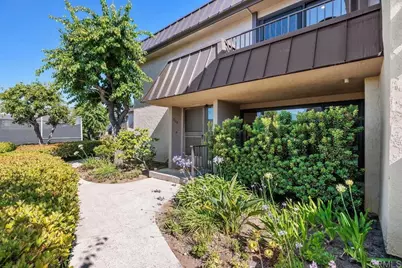 808 S Sierra Avenue, Solana Beach, CA 92075 - Photo 1