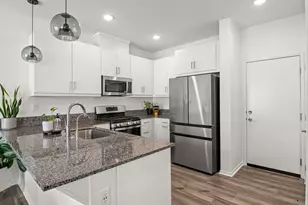 220 Perennial Pl, Fallbrook, CA 92028 - Photo 1