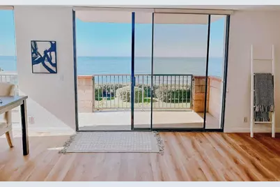 424 Stratford Court #B11, Del Mar, CA 92014 - Photo 1