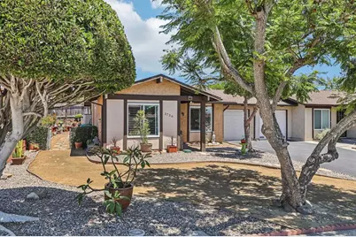 1736 Round Tree Dr, Oceanside, CA 92056 - Photo 1