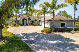 2888 Winterwarm Way, Fallbrook, CA 92028 - Photo 1