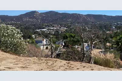 13039 Lakeview Granada Drive, Lakeside, CA 92040 - Photo 1