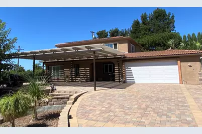 2228 Via Del Robles, Fallbrook, CA 92028 - Photo 1