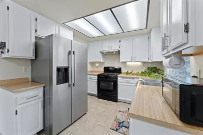 472 Devonshire Gln, Escondido, CA 92025 - Photo 1