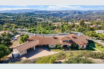 2155 Mil Sorpresas Drive, Fallbrook, CA 92028 - Photo 1