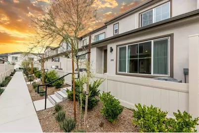 319 Minneola Place, Fallbrook, CA 92028 - Photo 1