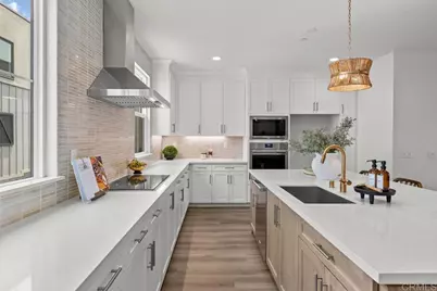 2555 Elderberry Lane, Carlsbad, CA 92008 - Photo 1