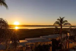 4015 Crown Point Dr, San Diego, CA 92109 - Photo 1
