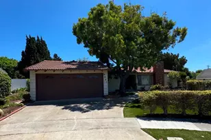 6603 Aranda Ave, La Jolla, CA 92037 - Photo 1