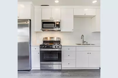 1031 E Pennsylvania Avenue, Escondido, CA 92025 - Photo 1