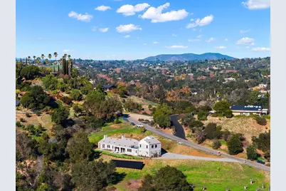 2747 Via Del Robles, Fallbrook, CA 92028 - Photo 1