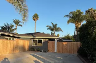 1055 Evergreen Dr, Encinitas, CA 92024 - Photo 1