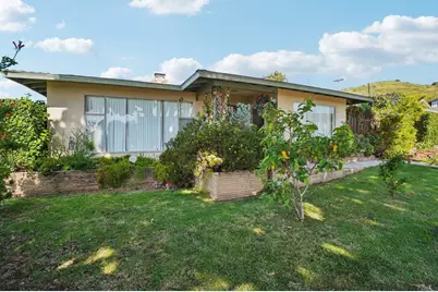 437 Court Ave, Ventura, CA 93003 - Photo 1