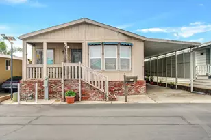 22 Oriole Ln, Oceanside, CA 92057 - Photo 1