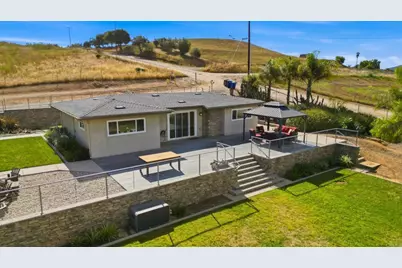 3004 Hill Valley Drive, Escondido, CA 92029 - Photo 1