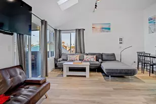 3715 Mission Blvd, San Diego, CA 92109 - Photo 1