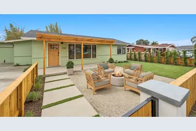 1061 Buena Vista Way, Carlsbad, CA 92008 - Photo 1