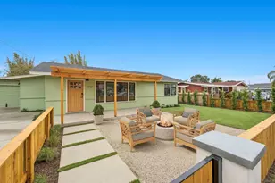 1061 Buena Vista Way, Carlsbad, CA 92008 - Photo 1