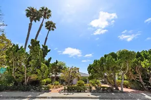 6014 Beaumont Ave, La Jolla, CA 92037 - Photo 1