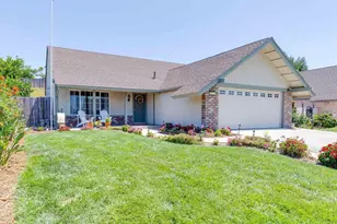 407 Dorsey Way, Vista, CA 92083 - Photo 1