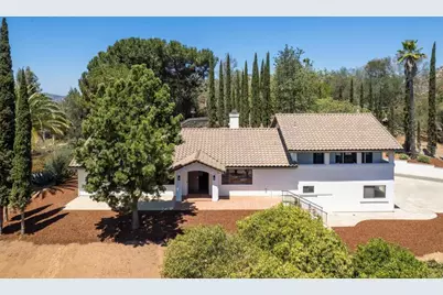 1650 Silver Tree Lane, Escondido, CA 92026 - Photo 1