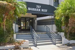 727 Sapphire St, San Diego, CA 92109 - Photo 1