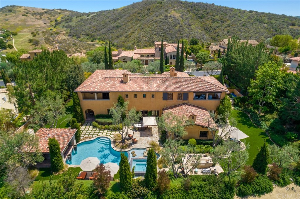 47 Echo Glen, Irvine, CA 92603 MLS NP22084329 Coldwell Banker