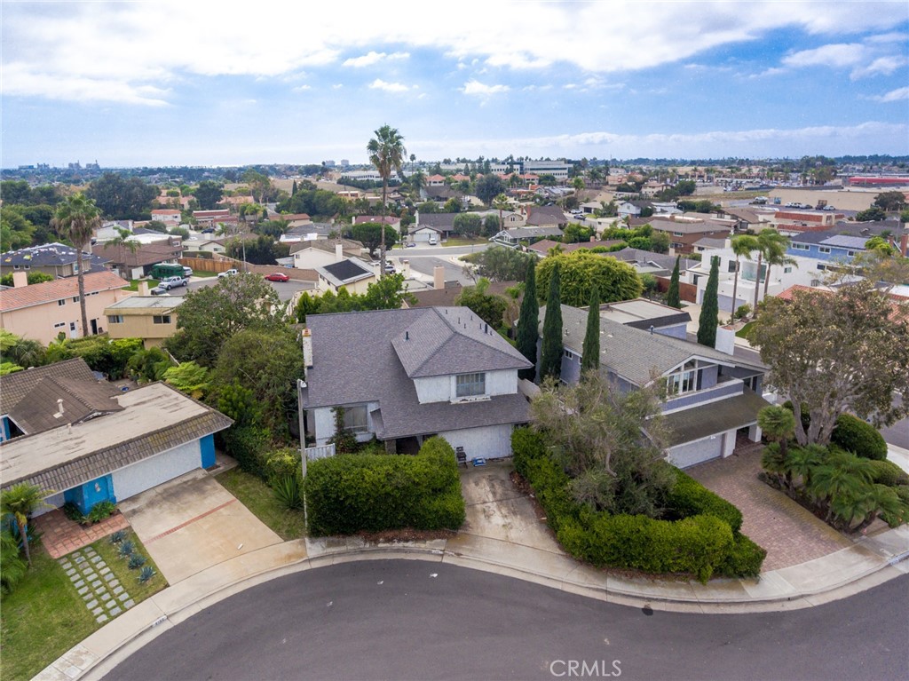 8182 Whitburn Cir, Huntington Beach, CA 92646 MLS NP22251366