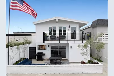 207 Colton Street, Newport Beach, CA 92663 - Photo 1