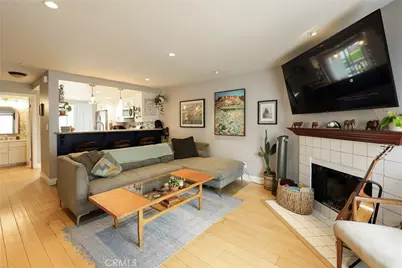 290 Victoria Street #19, Costa Mesa, CA 92627 - Photo 1