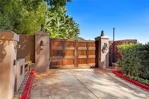 1316 Beverly Grove Pl, Beverly Hills, CA 90210 - Photo 1