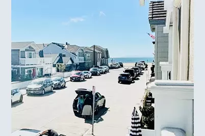 127 29th Street, Newport Beach, CA 92663 - Photo 1