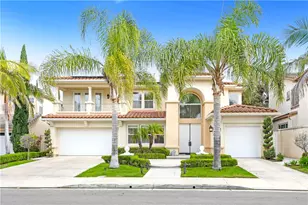 27 Vienne, Irvine, CA 92606 - Photo 1