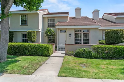 118 Oxford #39, Irvine, CA 92612 - Photo 1