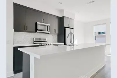 683 W 17th Street, Costa Mesa, CA 92627 - Photo 1