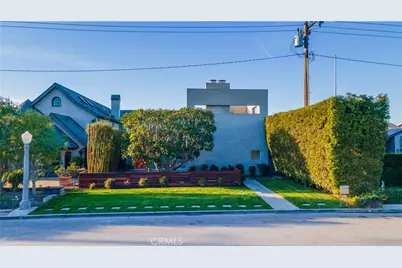 519 Santa Ana, Newport Beach, CA 92663 - Photo 1
