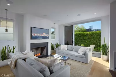 418 Larkspur, Corona del Mar, CA 92625 - Photo 1