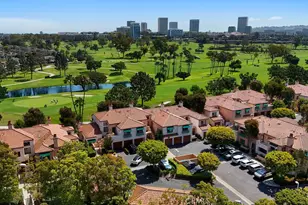 232 Villa Point Dr, Newport Beach, CA 92660 - Photo 1