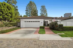 1 Rue Fontainbleau, Newport Beach, CA 92660 - Photo 1