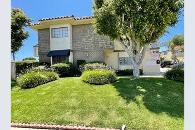 17181 Elm Street #A, Huntington Beach, CA 92647 - Photo 1