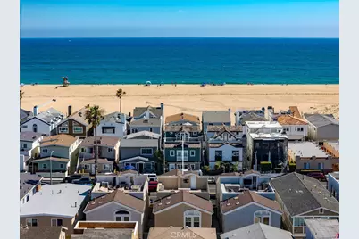 208 E Balboa Boulevard, Newport Beach, CA 92661 - Photo 1