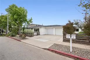 782 W 18th St, Costa Mesa, CA 92627 - Photo 1