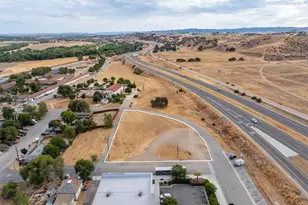 252 9th St, San Miguel, CA 93451 - Photo 1