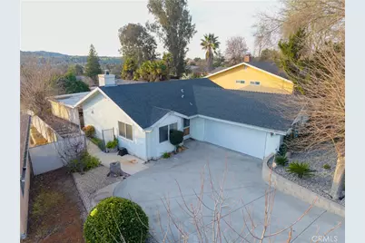 715 Shannon Hill, Paso Robles, CA 93446 - Photo 1