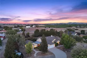 5696 Loma Real, Paso Robles, CA 93446 - Photo 1