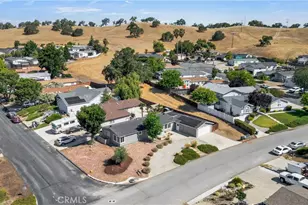 2425 Bridle Trail Ln, Paso Robles, CA 93446 - Photo 1