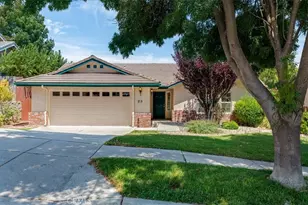 25 Aurora, Templeton, CA 93465 - Photo 1