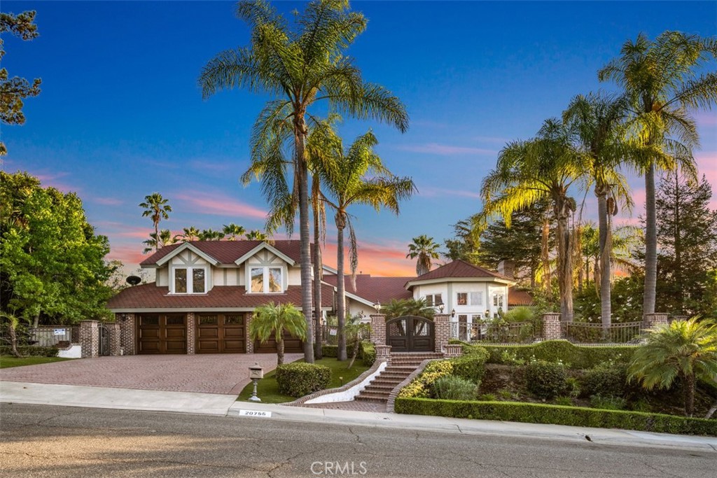 27055 Hidden Trail Rd, Laguna Hills, CA 92653 MLS OC22185833